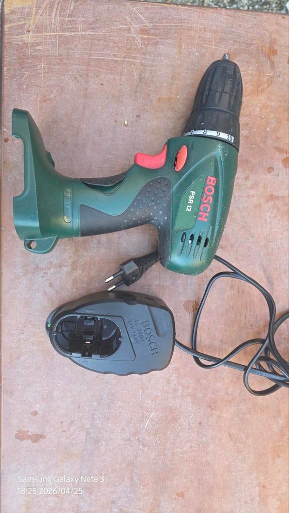 Bosch PSR 12 Accu boormachine - incl. oplader, geen accu, Gebruikt, Variabele snelheid, Ophalen of Verzenden, Boor- en Schroefmachine