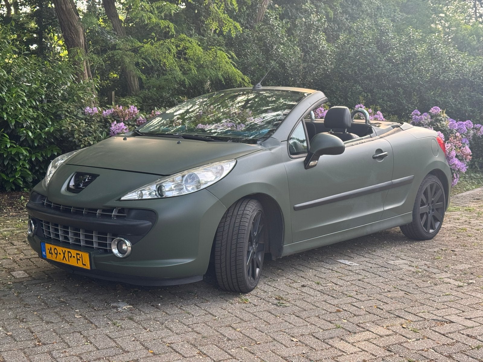 Peugeot 207 1.6 16V CC 110KW 2007 Grijs, Voorwielaandrijving, 4 cilinders, Cabriolet, 4 stoelen