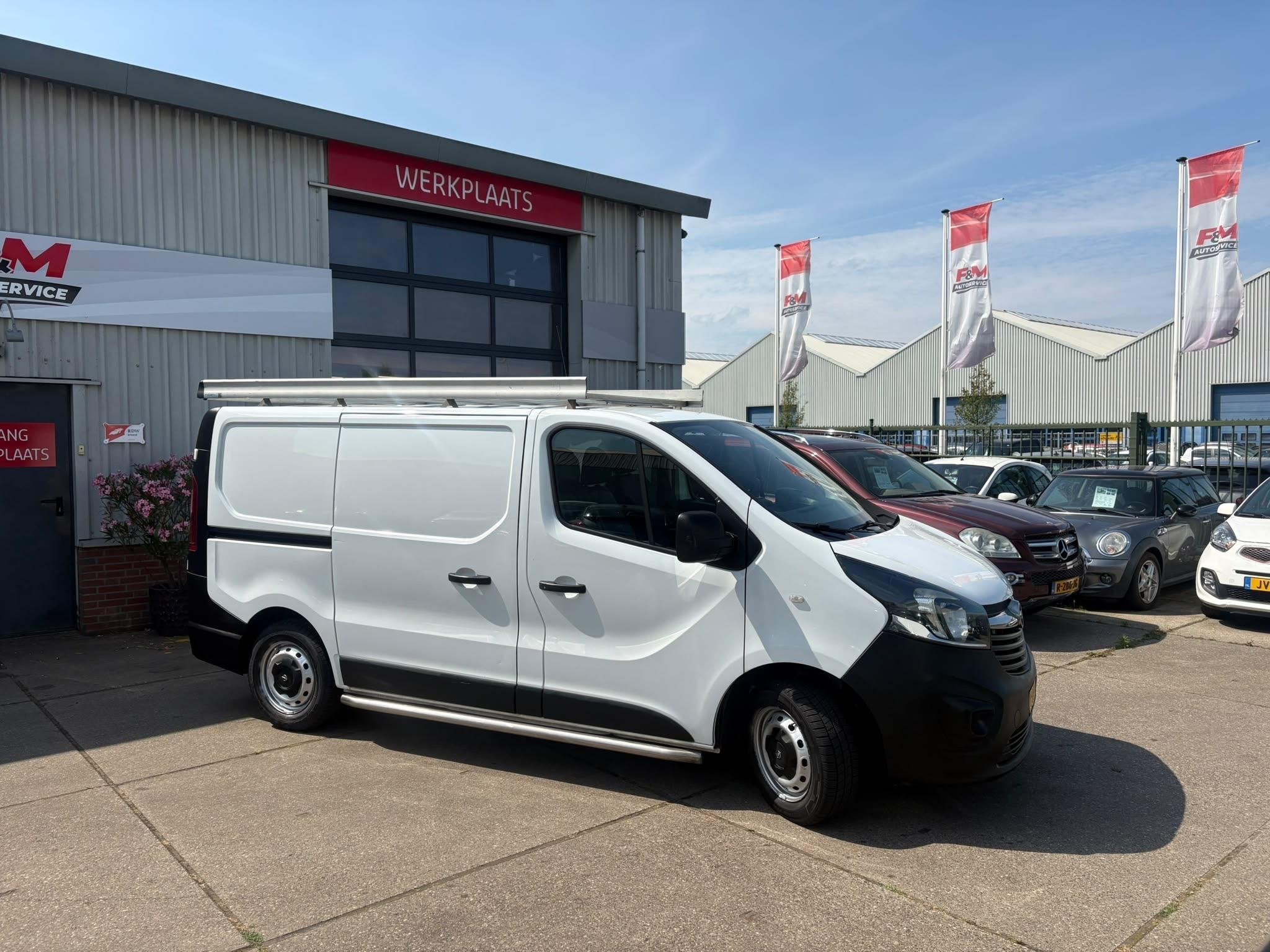 Opel Vivaro 1.6 CDTI L1H1 Edition Airco, cruise, pdc achter,, Voorwielaandrijving, Parkeersensor, Gebruikt, Euro 6