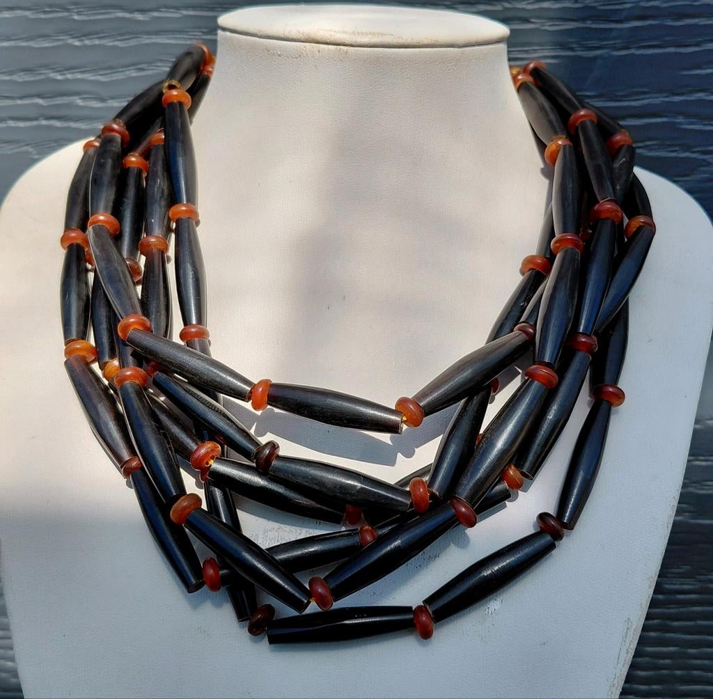 GERDA LYNGGAARD voor MONIES Collier in Zwart en Amber Hoorn., Ophalen of Verzenden, Overige materialen, Ketting