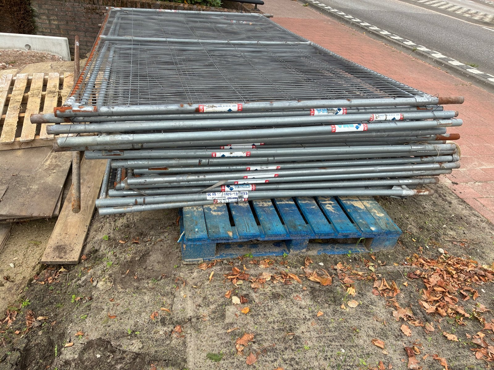 18 Bouwhekken met poort, wielen, scharnieren en blokken, Doe-het-zelf en Verbouw, Ophalen, Gebruikt