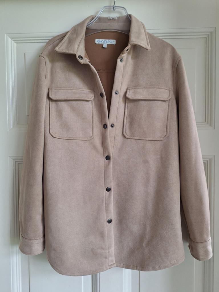 Red button blouse zgan, Beige, Ophalen of Verzenden, Zo goed als nieuw, Maat 36 (S)