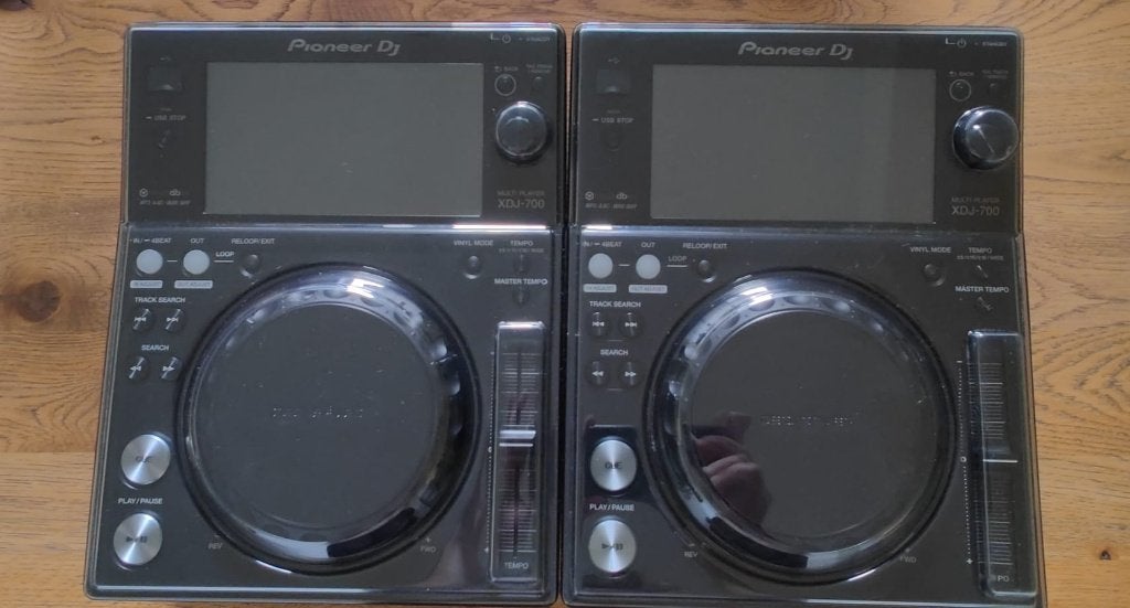Pioneer XDJ-700 Set (2x) inclusief Decksavers, Ophalen of Verzenden, Zo goed als nieuw, Draaitafel, Pioneer