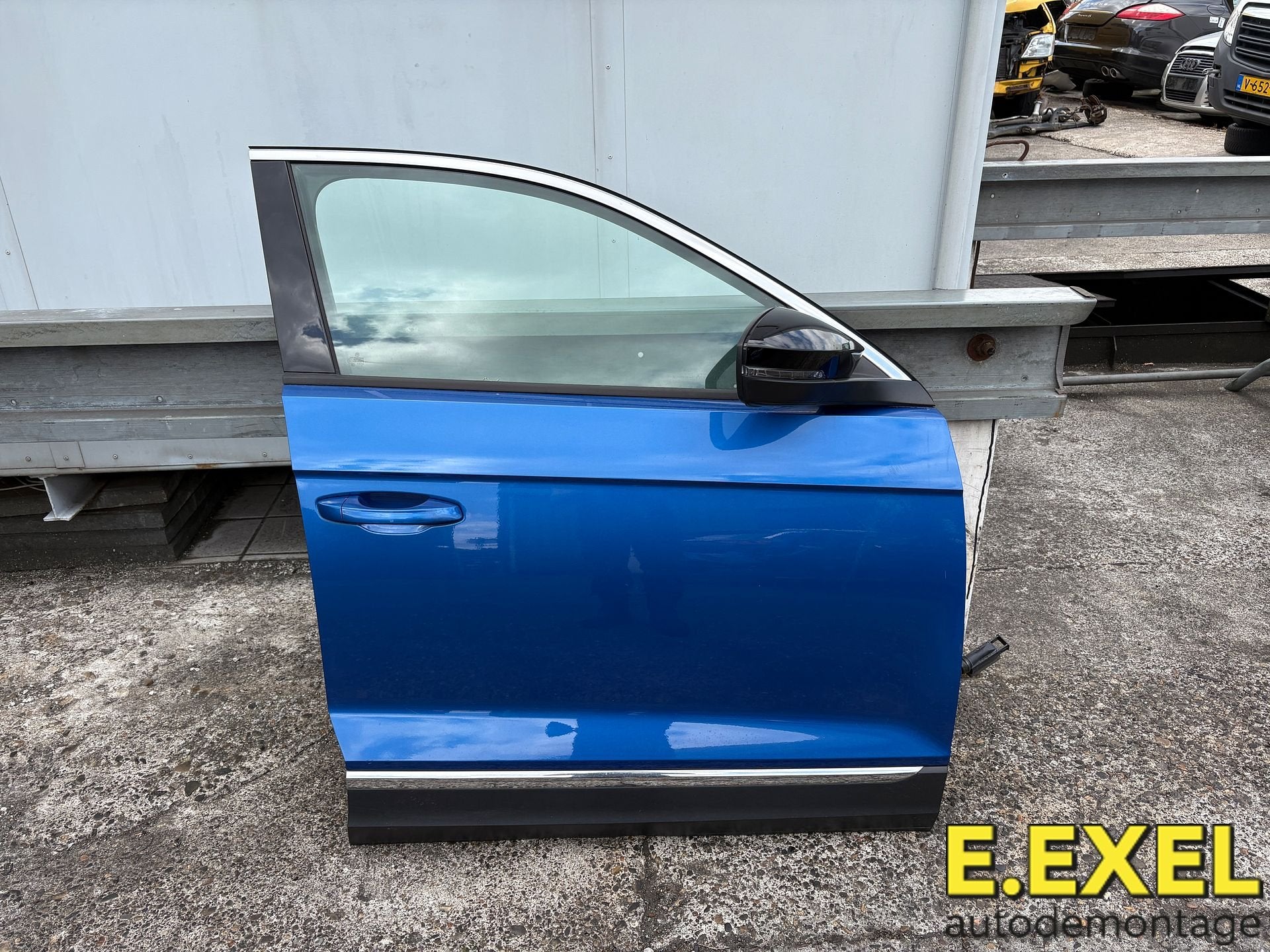 Deur rechts voor Volkswagen T-ROC vanaf 2017 LA5W, Gebruikt, -, Ophalen of Verzenden, -