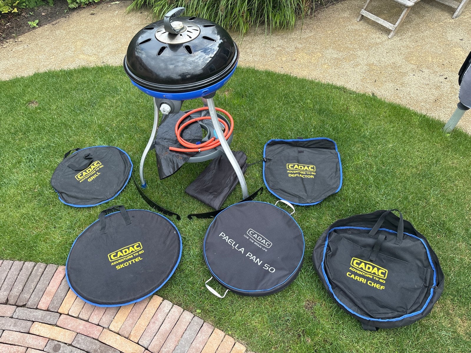 Cadac Carri Chef 2 BBQ met diverse accessoires, Tuin en Terras, Gasbarbecues, Ophalen of Verzenden, Gebruikt