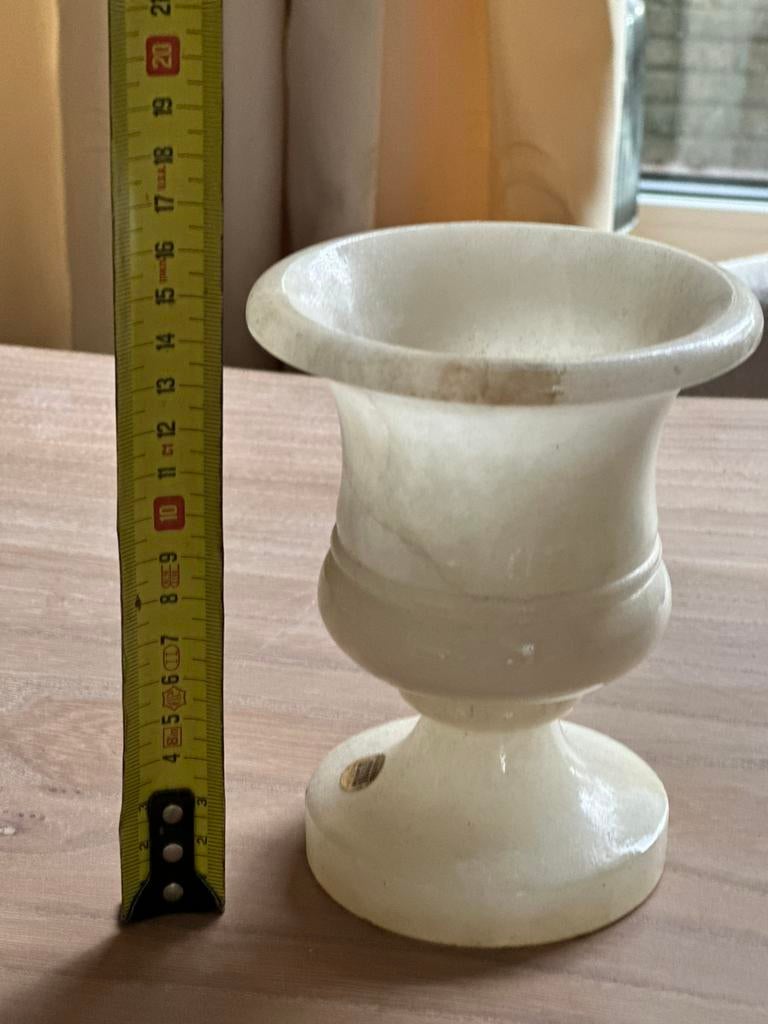 prachtig handgemaakte onyx-marmeren vaasje hoogte 15cm, Ophalen of Verzenden, Gebruikt, Overige kleuren