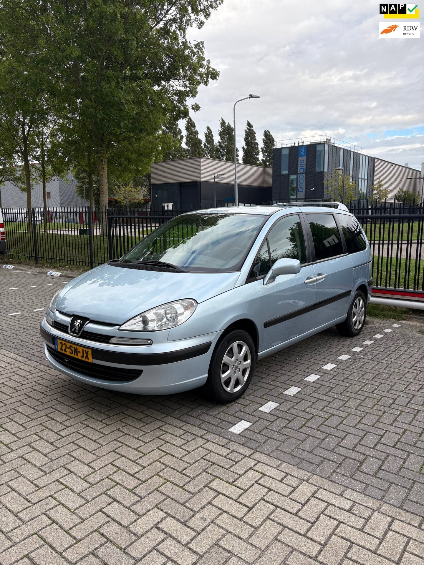 Peugeot 807 2.0 SR - Airco - Cruise control, Auto's, Voorwielaandrijving, Dealer onderhouden, Stof, 4 cilinders