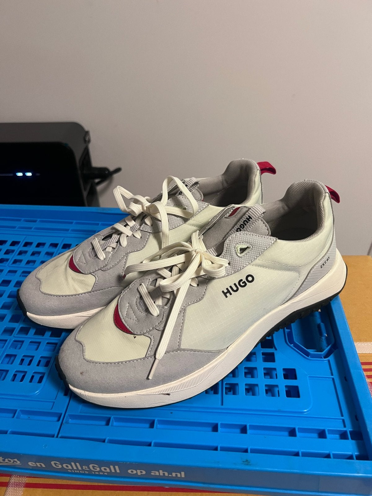 Hugo Boss schoenen maat 44 - Zo goed als nieuw, Kleding | Heren, Schoenen, Ophalen of Verzenden, Zo goed als nieuw, Overige kleuren