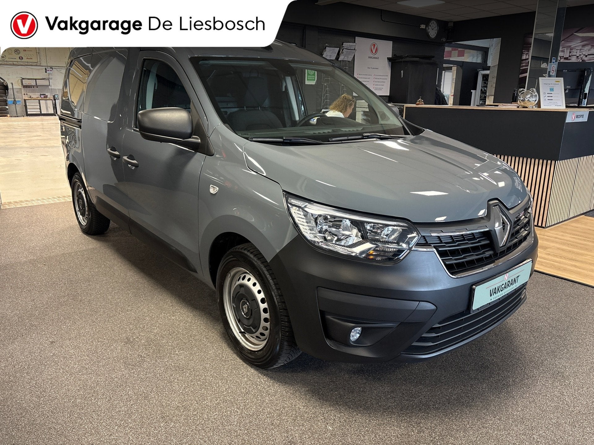 Renault EXPRESS 1.3 TCe 100 Comfort,airco/cruisec/pdc/mf stu, Voorwielaandrijving, Dealer onderhouden, 15 km/l, Gebruikt