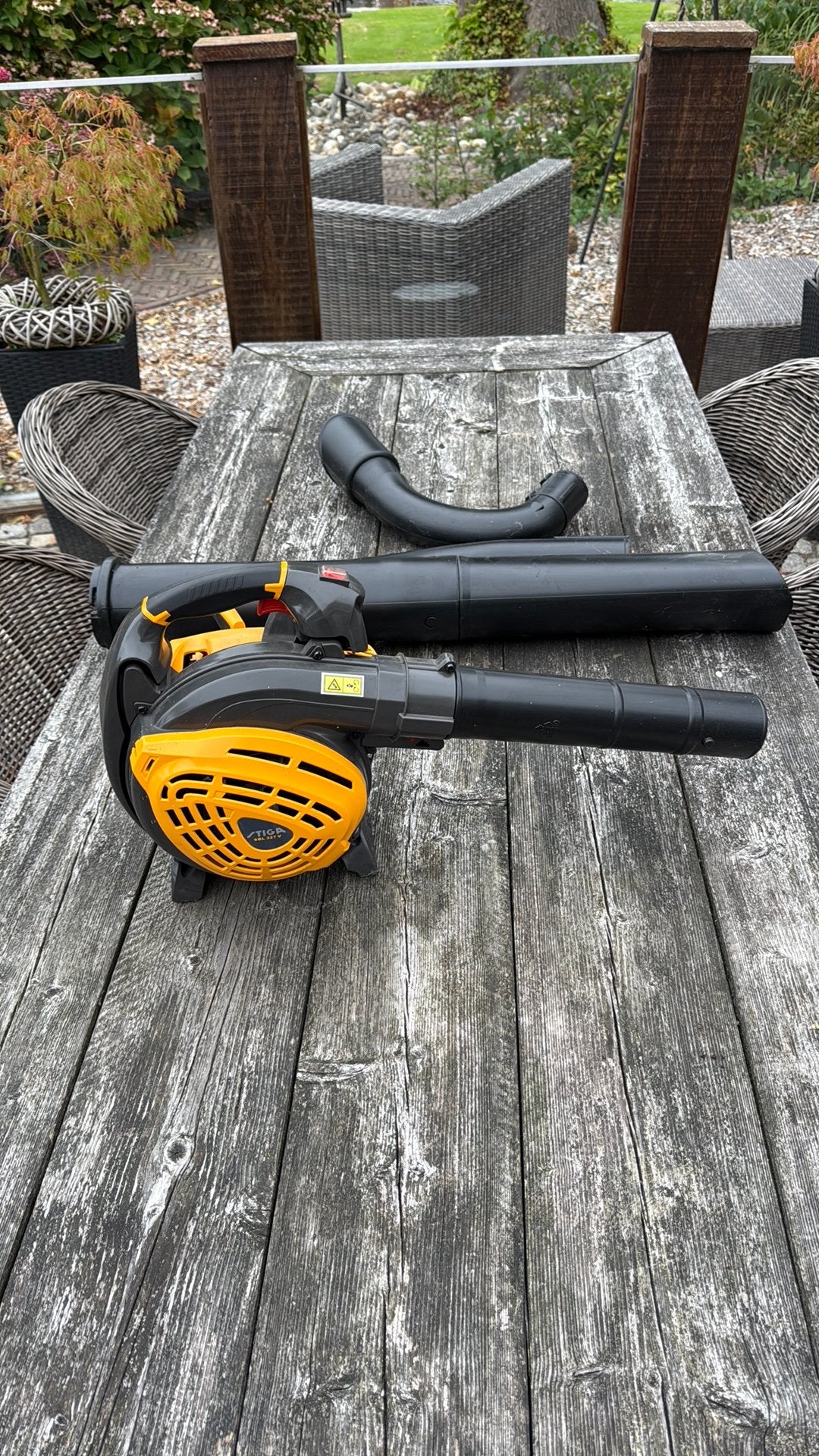 Bladblazer Stiga SBL 327 V, Ophalen of Verzenden, Zo goed als nieuw, Benzine