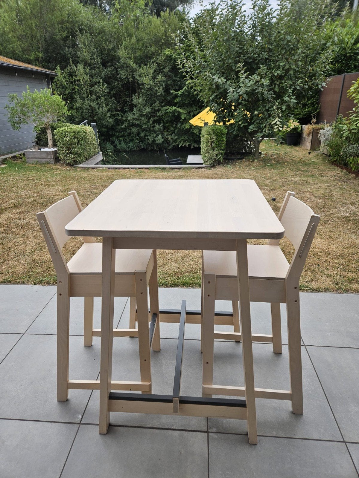 mooie bar van Ikea: houten tafel met 2 barkrukken, Ophalen, Gebruikt, Met voetsteun, 90 cm of meer