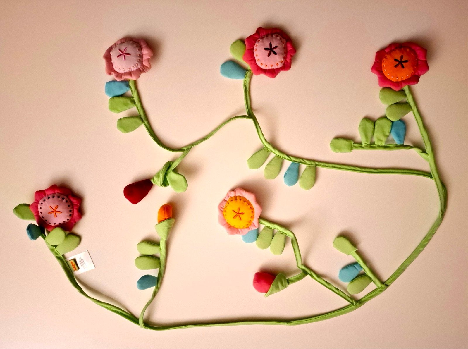 Haba 008140 stoffen bloemen slinger, Overige merken, Ophalen of Verzenden, Zo goed als nieuw, Wanddecoratie
