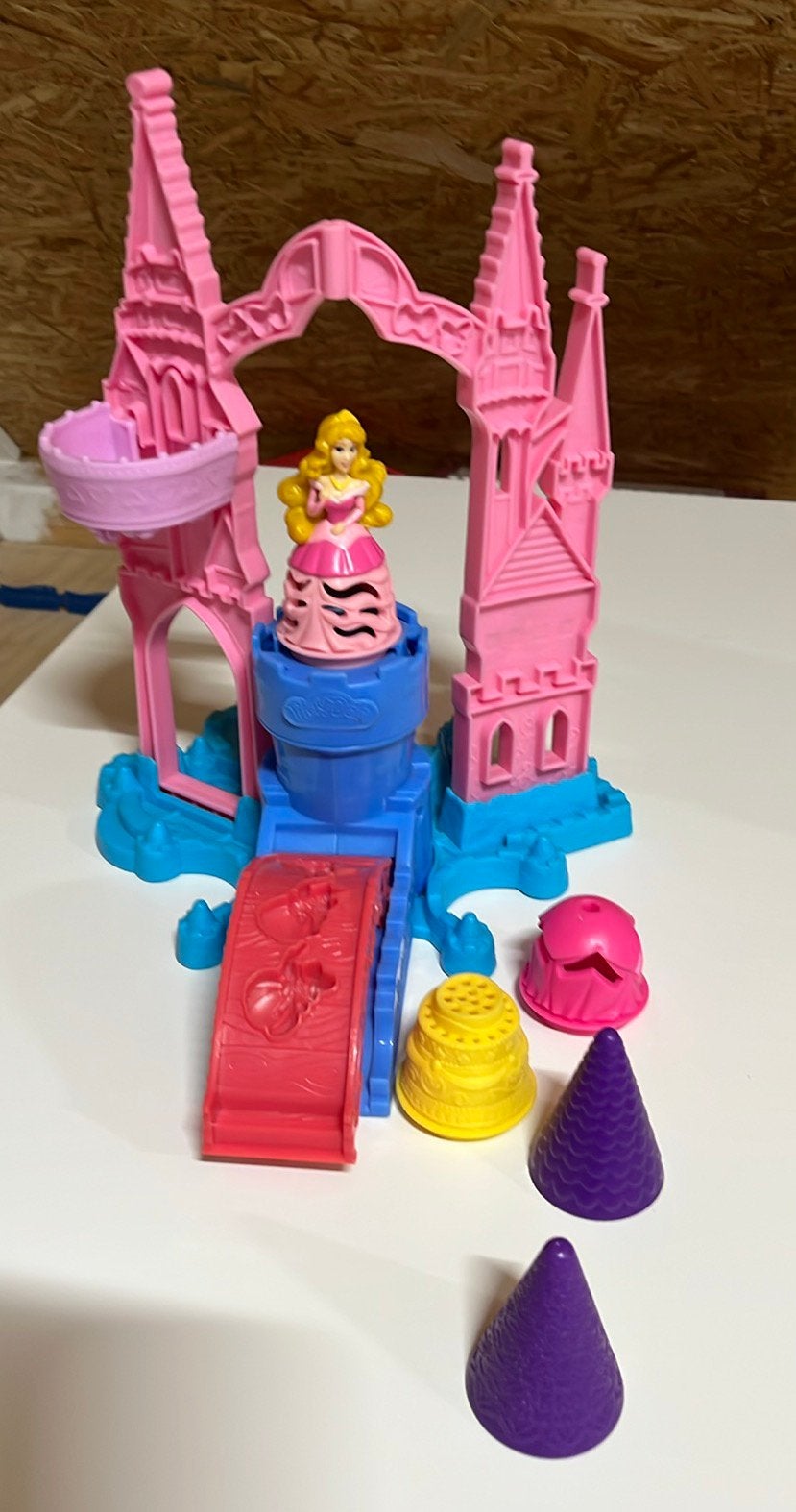 Play-Doh kleiset kasteel prinses, Ophalen of Verzenden, Gebruikt, Knutselen