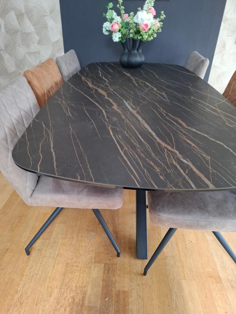 Mooie composiet eettafel met 6 stoelen - z.g.a.n., Huis en Inrichting, Tafels | Eettafels, Ophalen of Verzenden