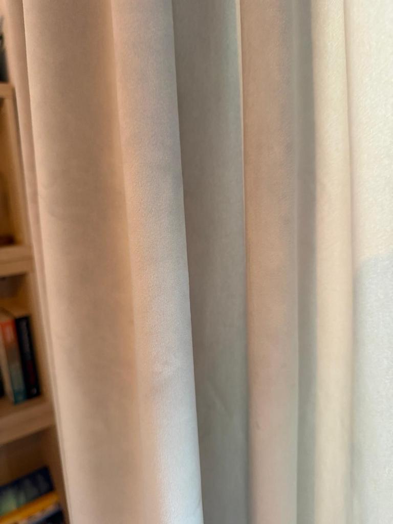 Zara Home Lichtgrijze Velvet Gordijnen, 100 tot 150 cm, 200 cm of meer, Ophalen of Verzenden, Zo goed als nieuw
