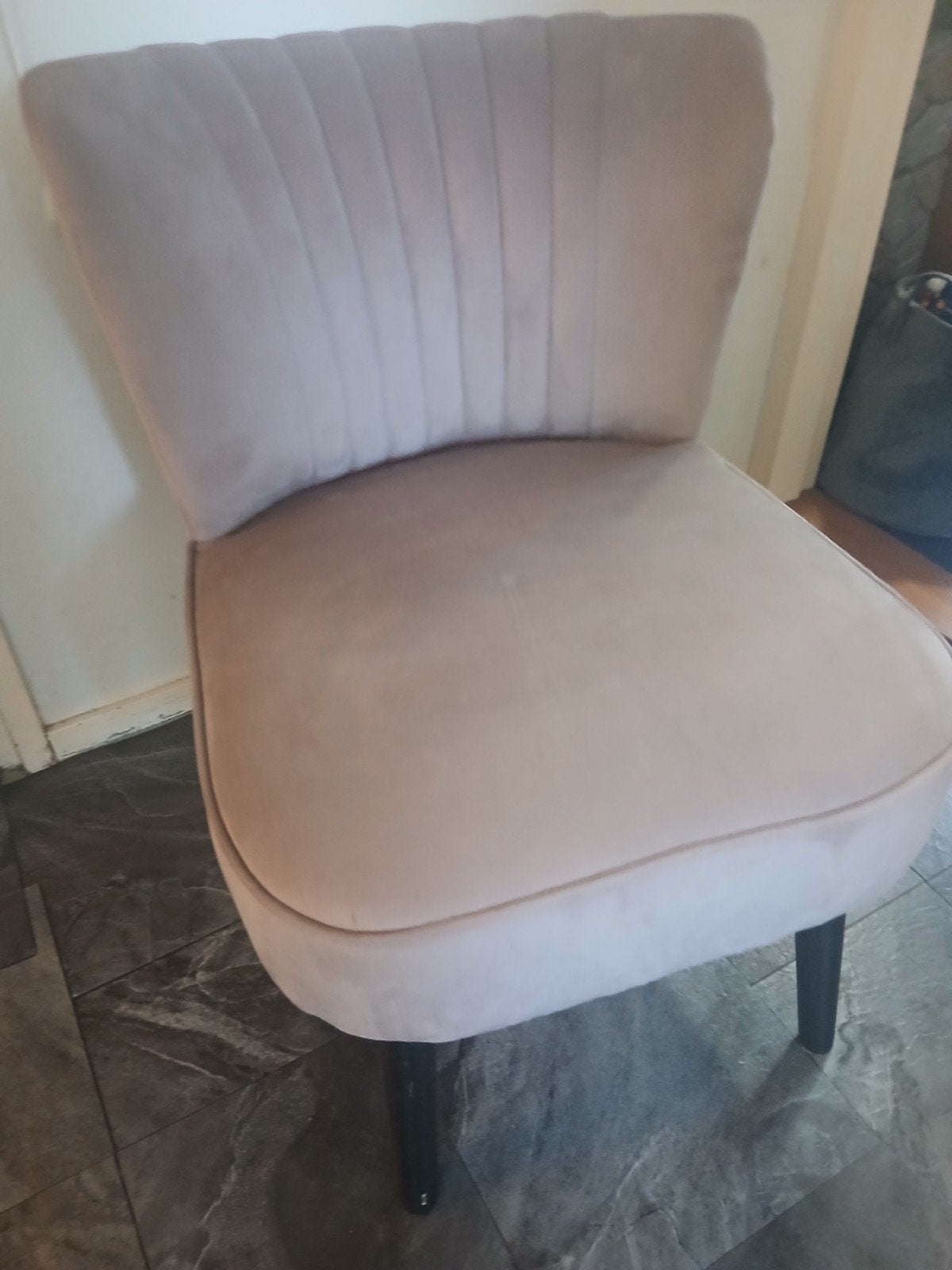 Roze fluwelen (kinder)stoel - perfect voor elke kamer, Overige kleuren, Modern, Elegant, Ophalen of Verzenden, Zo goed als nieuw