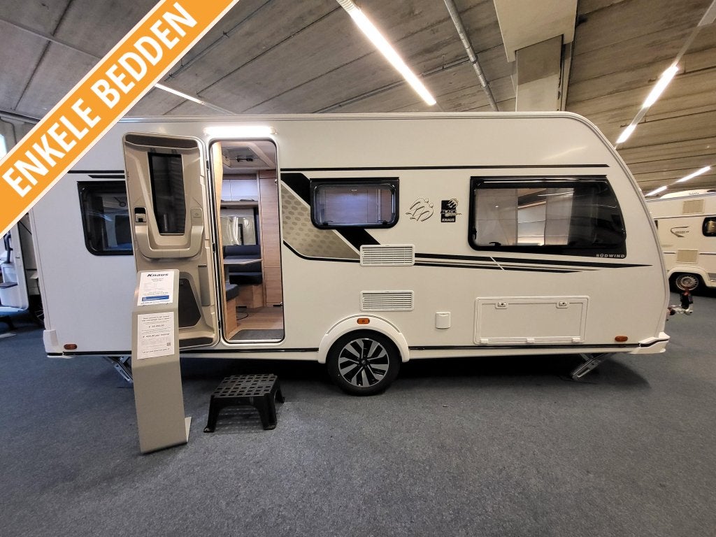Knaus Sudwind Black Selection 500 EU; compleet uitgevoerd, Rondzit, Bedrijf, Schokbreker, Knaus