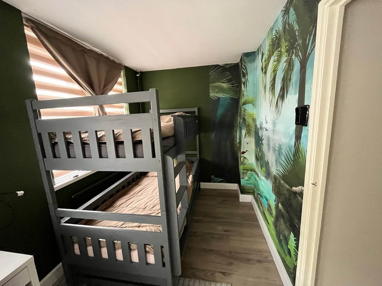 Robuust grijs stapelbed met uitschuifbed en opberglades, Ophalen, Gebruikt, 90 cm, 160 tot 180 cm
