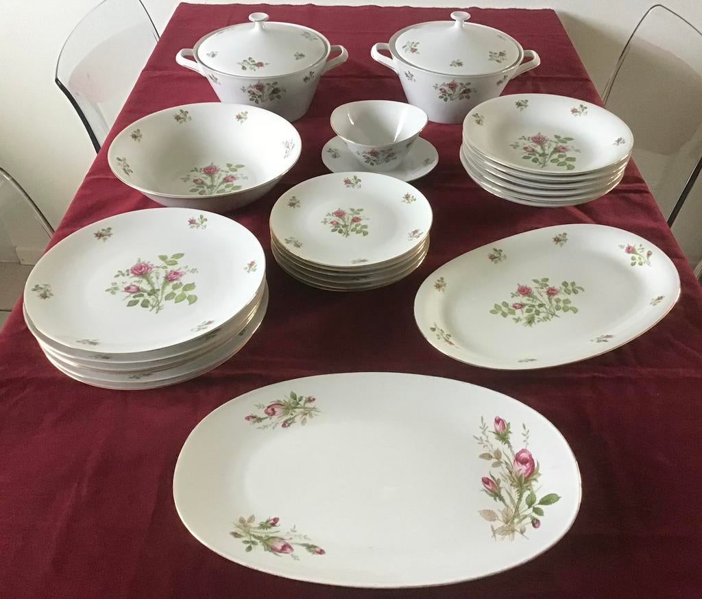 Bavaria Winterling servies rozenmotief, gouden rand 24 delen, Antiek en Kunst, Ophalen