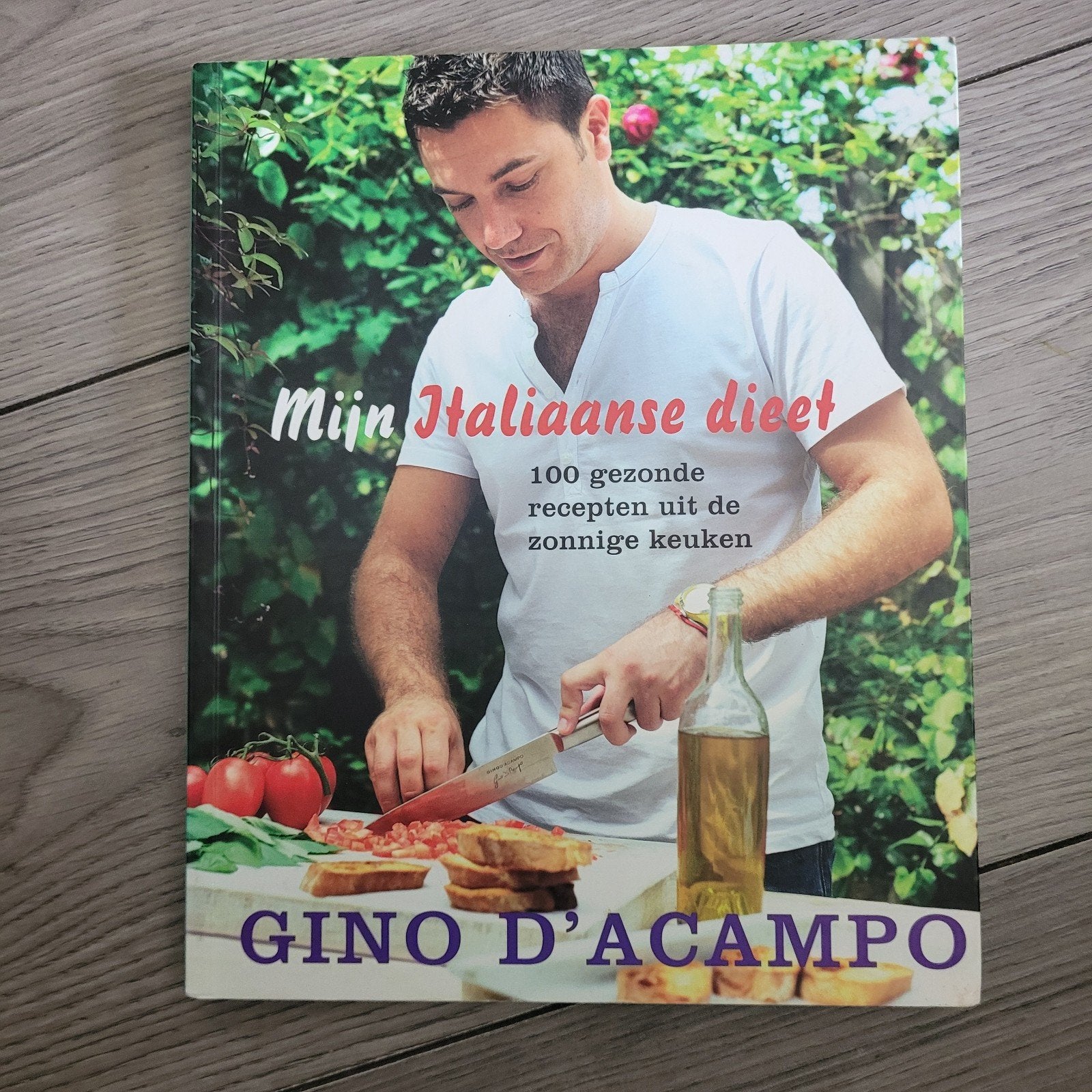 Mijn Italiaanse dieet - Gino D'Acampo, Boeken, Ophalen of Verzenden, Zo goed als nieuw, Dieet en Voeding, Gino D'Acampo