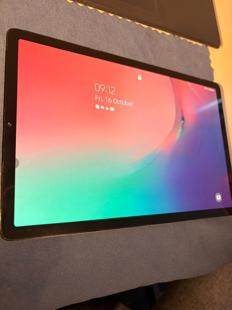 Samsung Galaxy Tab S5e Wi-Fi – inclusief oplader en hoes, Computers en Software, 10 inch, Gebruikt, Ophalen of Verzenden, 64 GB