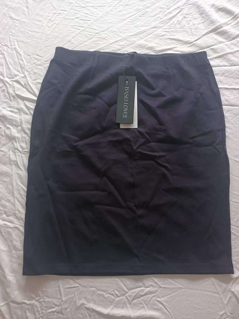 Kokerrok donkerblauw maat 42, Kleding | Dames, Blauw, Maat 42/44 (L), Base Level, Nieuw