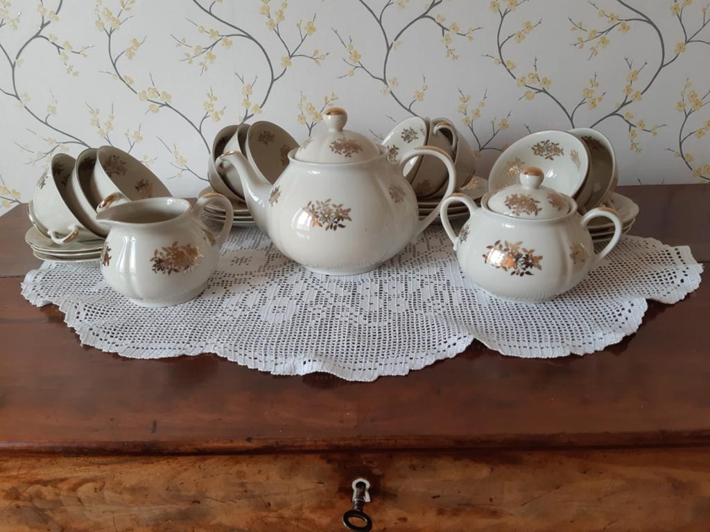 Vintage Mosa Maastricht Theeservies met Gouden Decoratie, Antiek en Kunst, Antiek | Servies compleet, Ophalen