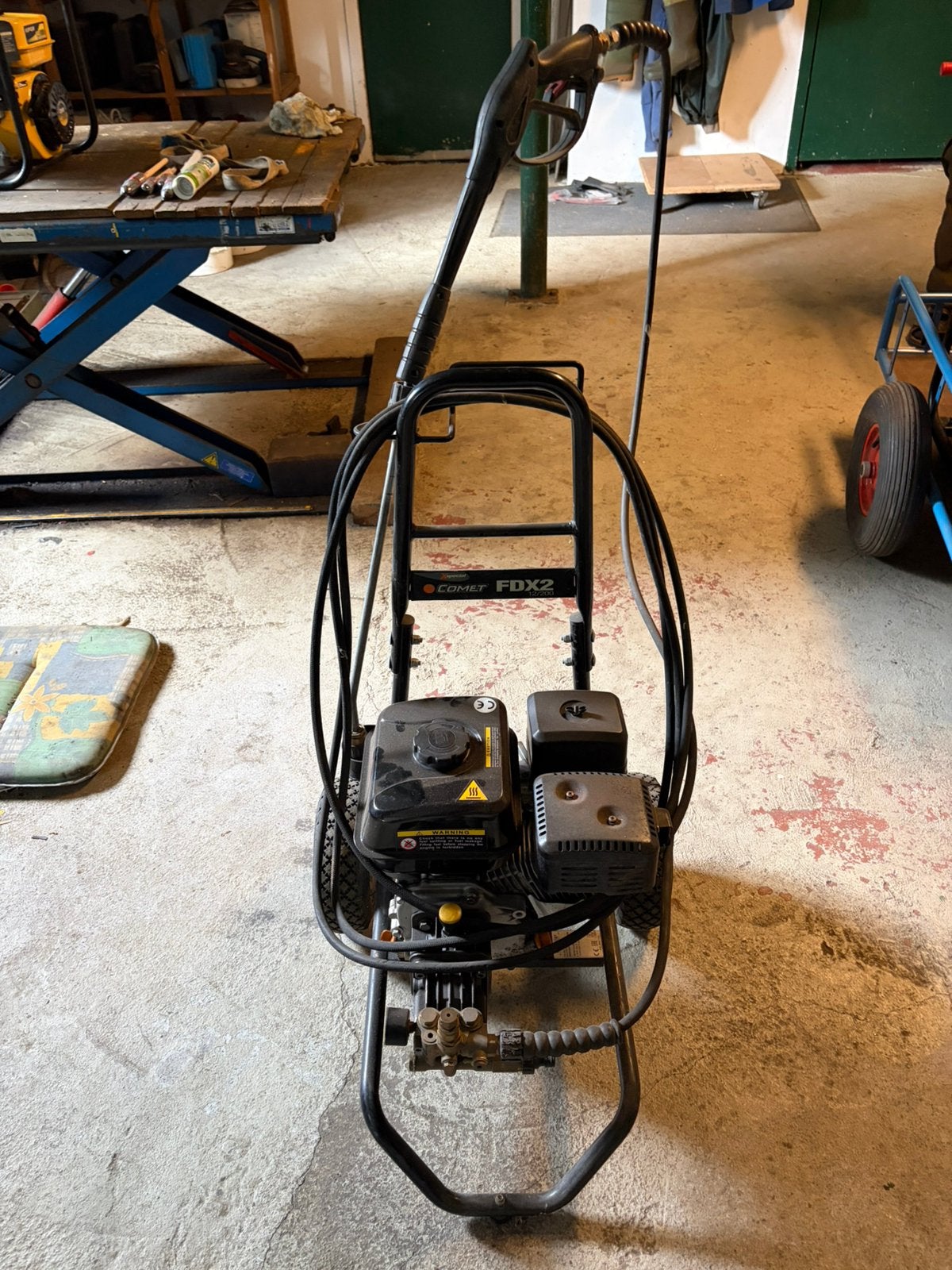 Comet FDX 2 Hogedrukreiniger met benzine motor, Ophalen, Zo goed als nieuw, Benzine