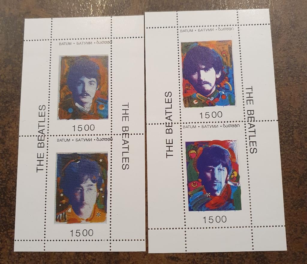 2 velletjes postzegels met The Beatles, Ophalen of Verzenden, Overige typen