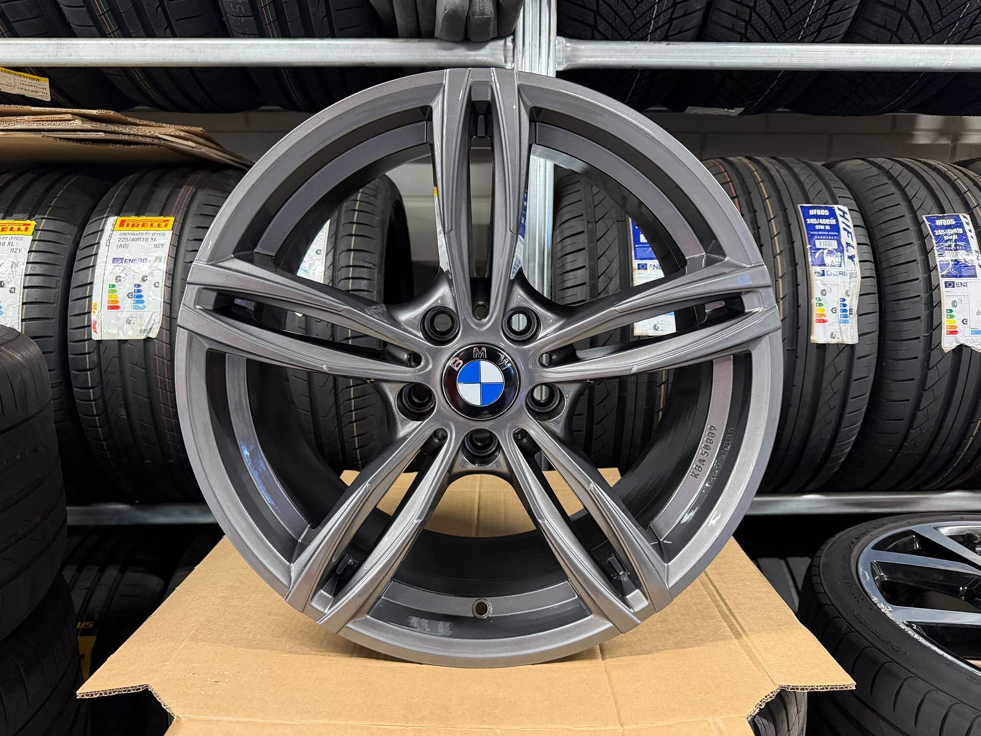 NIEUW 18inch BMW M3/M4 Style Velgen! E46F20F30E90Z3Z4E87, 18 inch, -, -, Banden en Velgen