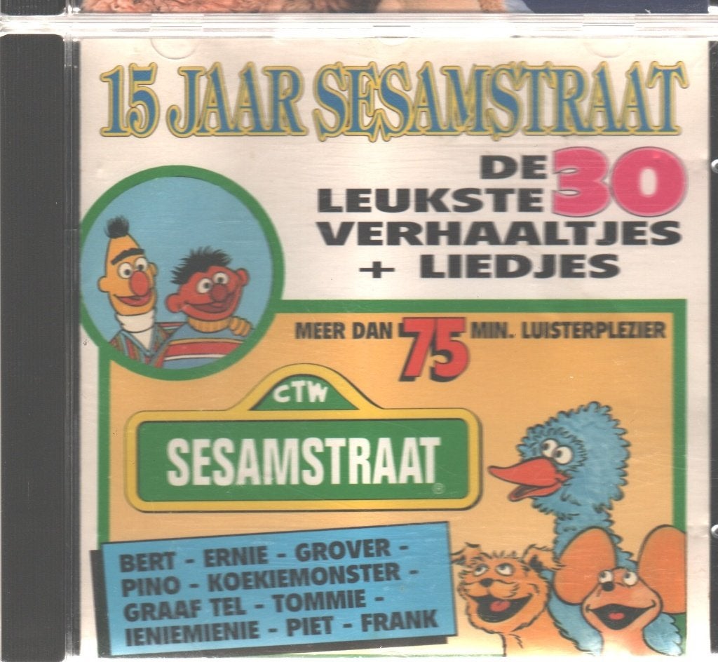 Sesamstraat 2 cd's - foto's, Ophalen of Verzenden, Zo goed als nieuw, Verhaal of Sprookje, 6 tot 9 jaar