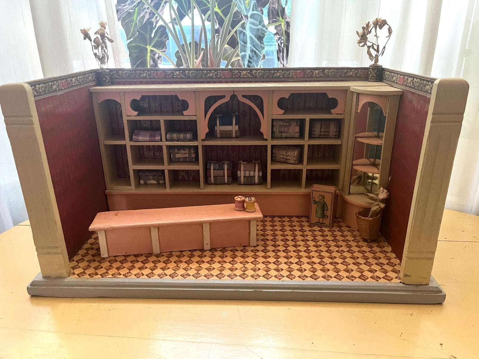 Antiek houten poppenwinkel, Ophalen of Verzenden
