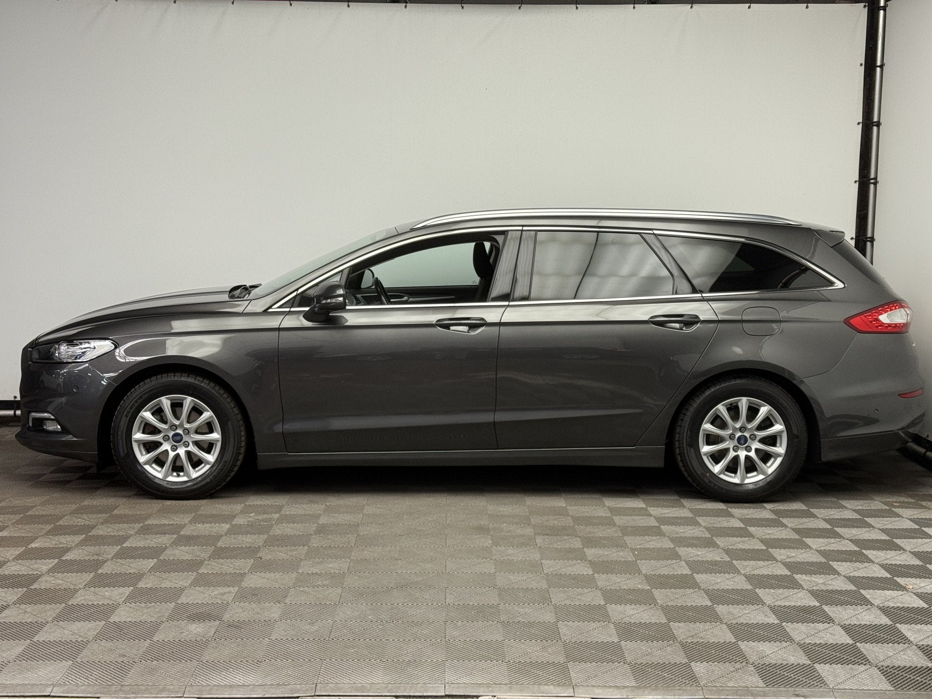 Ford Mondeo Wagon 1.5 Titanium Lease Edition (bj 2017), Voorwielaandrijving, Stof, 4 cilinders, 160 pk