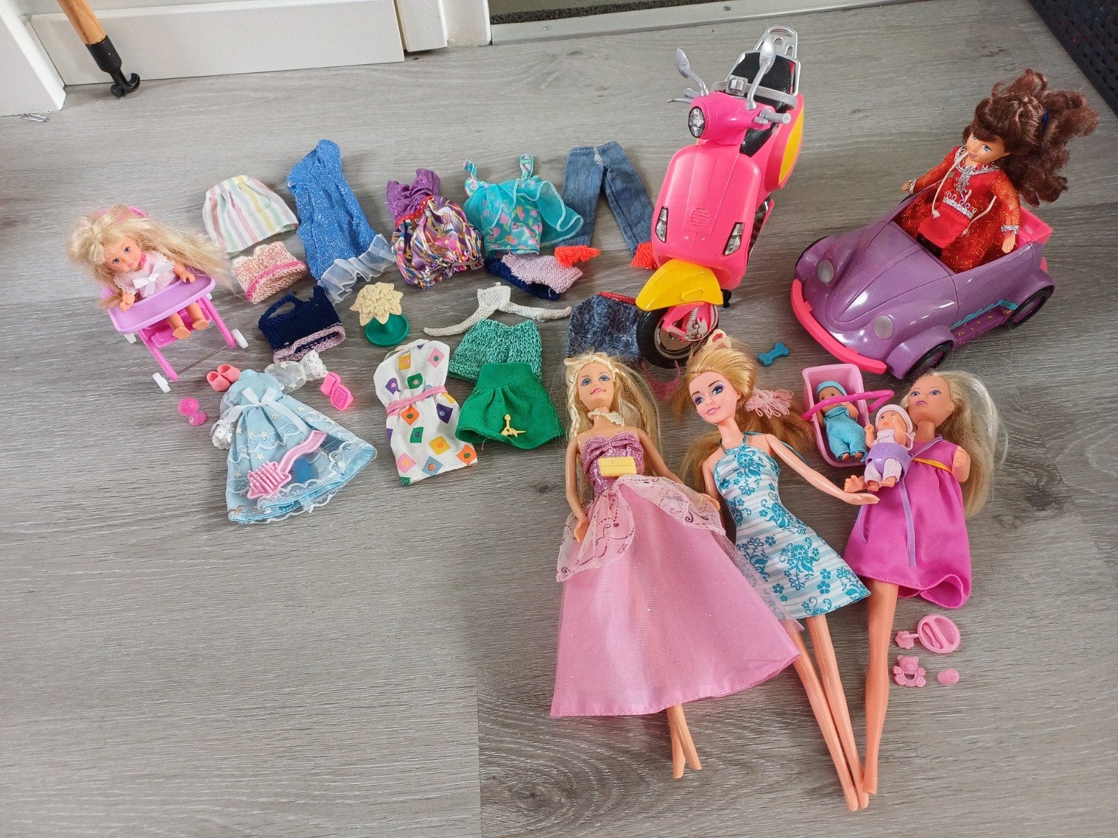 Barbie's met accessoires, Ophalen of Verzenden, Gebruikt, Barbie