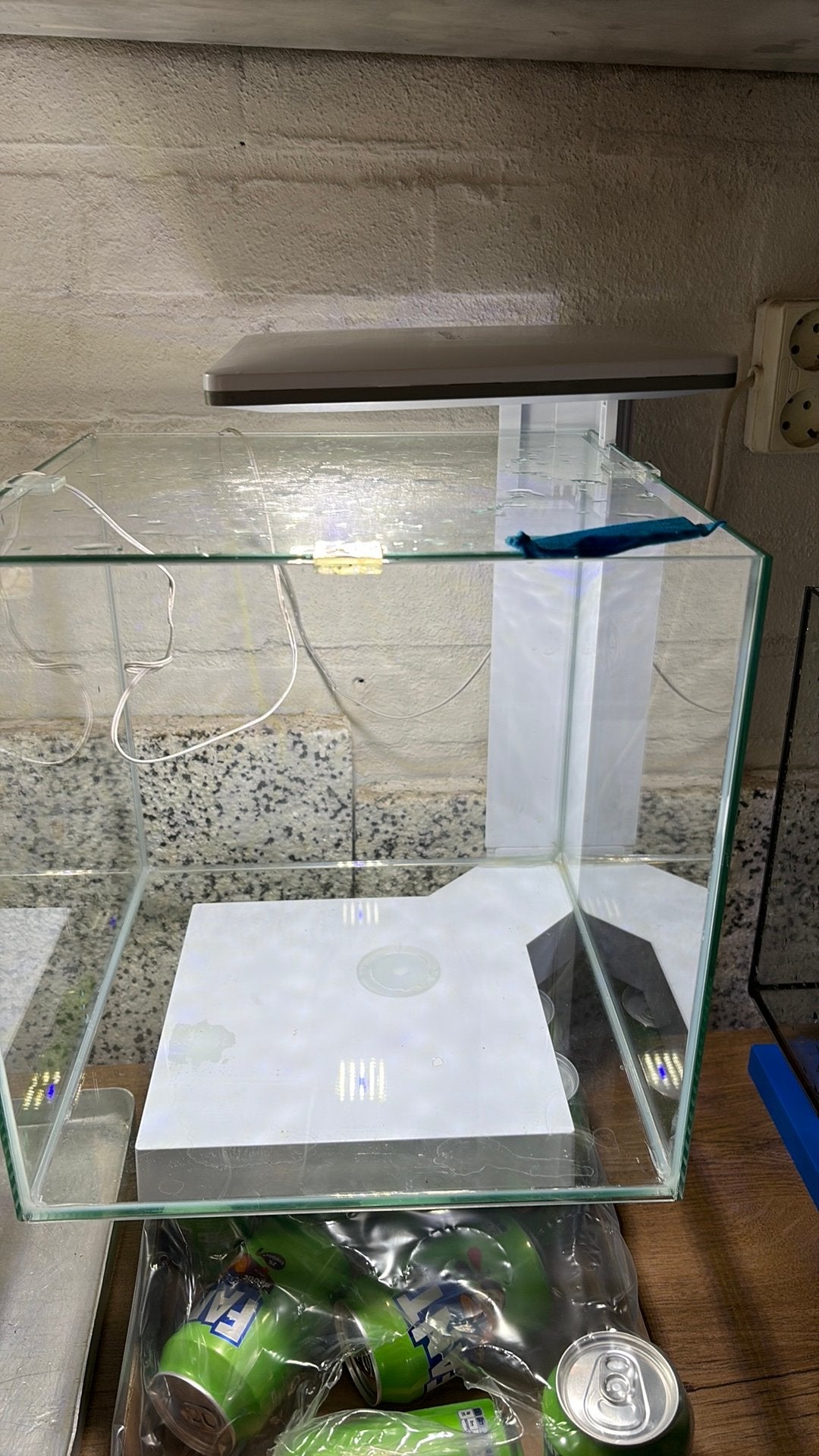 SUPERFISH QUBIQ 30 PRO, Ophalen, Zo goed als nieuw, Leeg aquarium