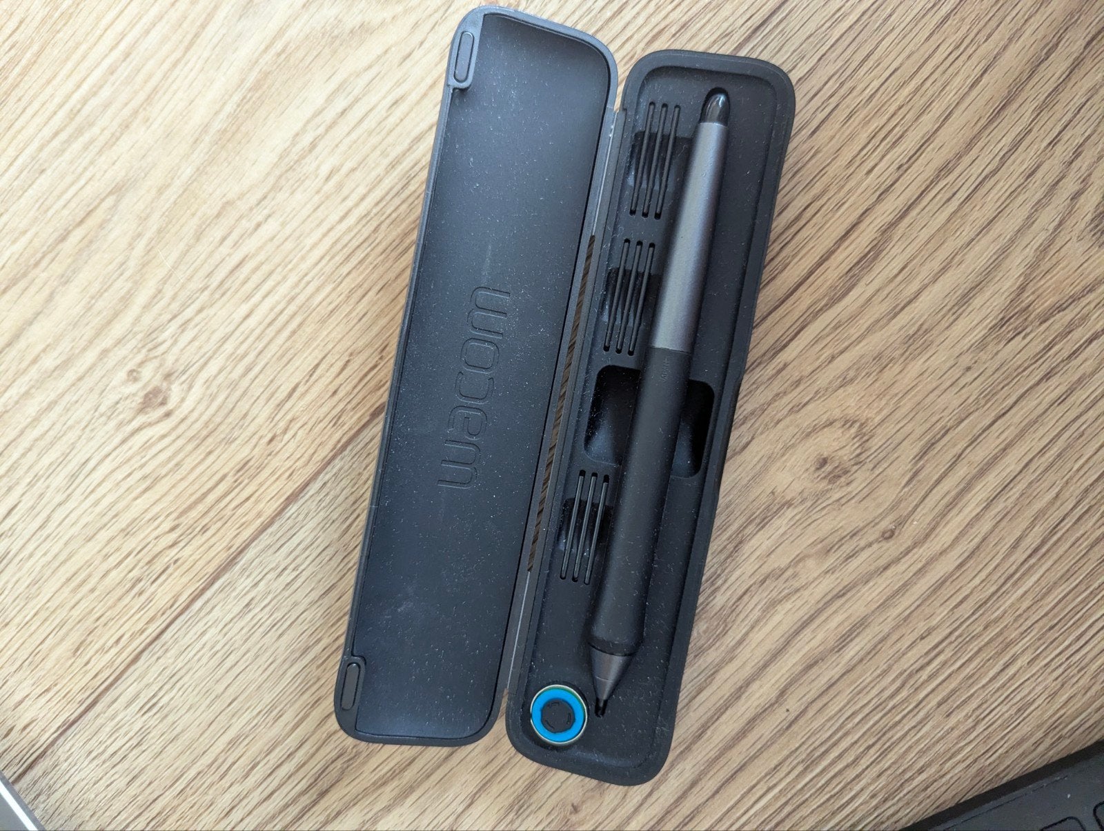 Wacom Pro pen with case, Computers en Software, Tekentablets, Ophalen of Verzenden, Gebruikt, Draadloos, Wacom