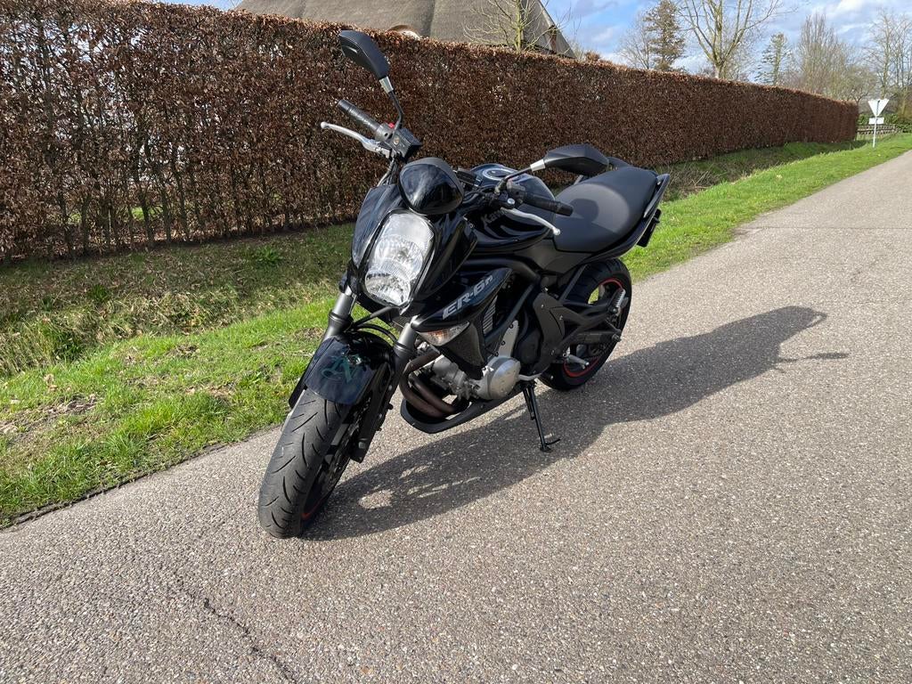 Kawasaki ER6N - 26.xxx km - Volledige beurt/nieuwe voorband!, 2 cilinders, Particulier, Meer dan 35 kW, Naked bike