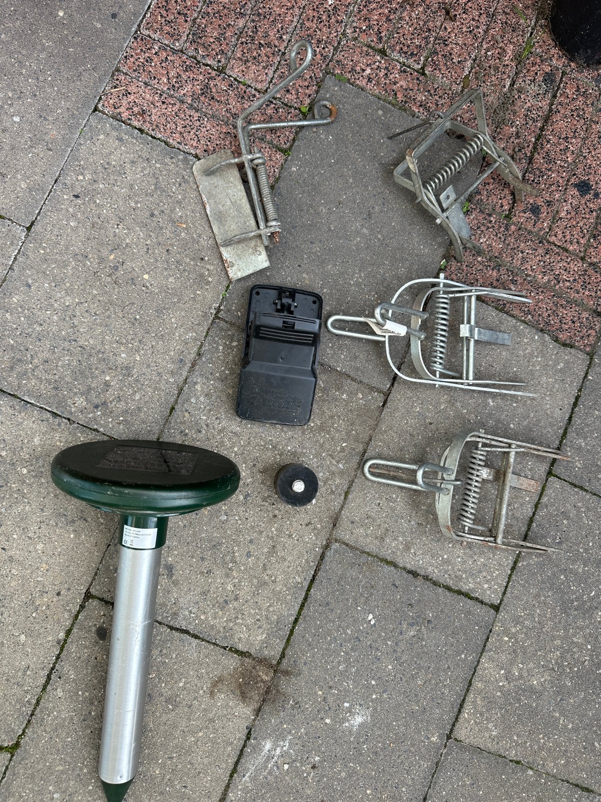 Mollenverjager en mollenklemmen, Ophalen of Verzenden, Gebruikt, Ongediertebestrijding