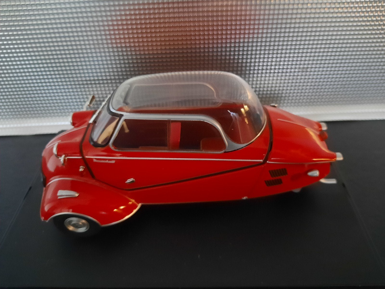Messerschmitt KR200 Buble Car 
Schaal 1:18, Overige merken, Oxford, Auto, Ophalen of Verzenden