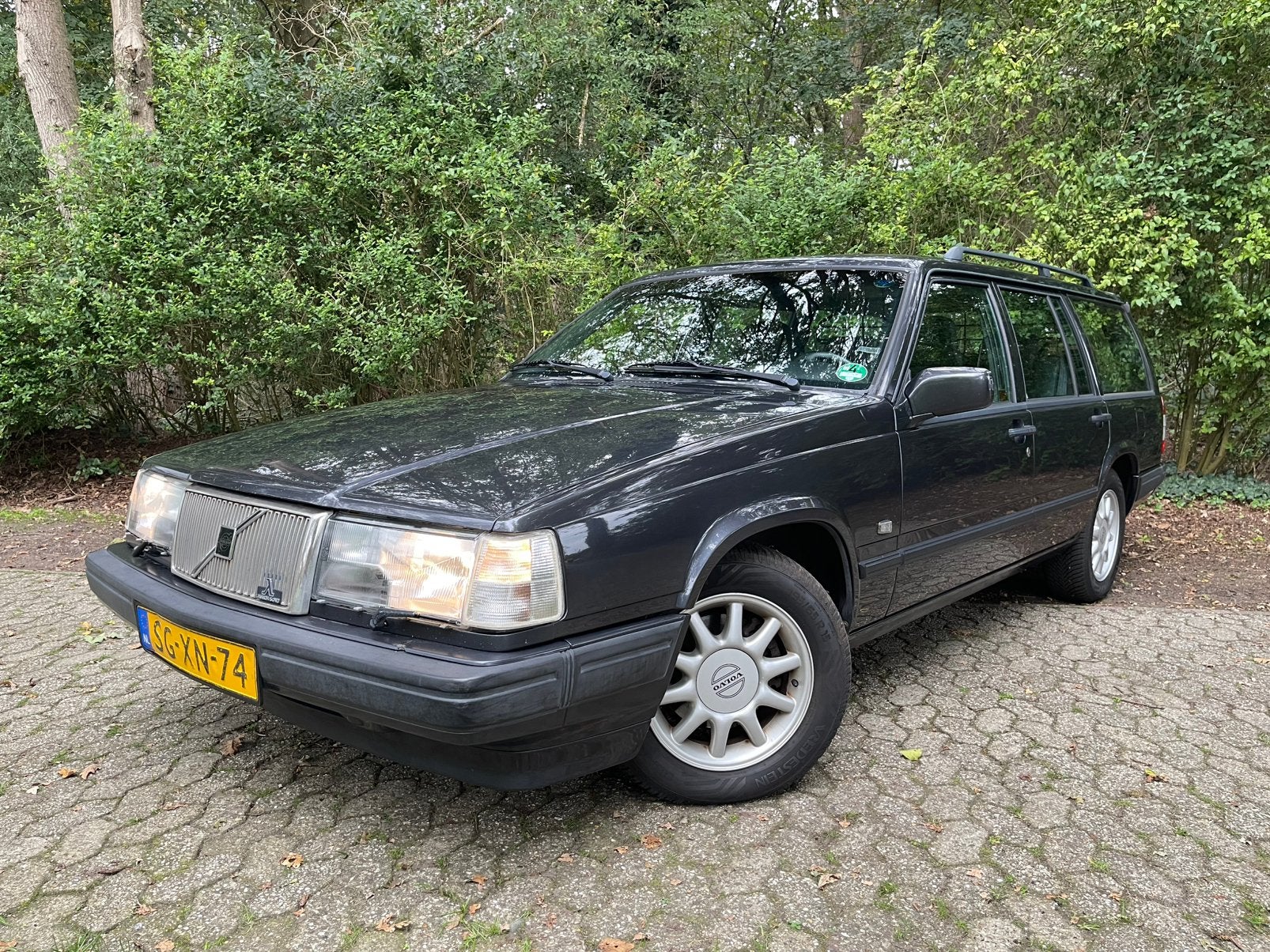Volvo 940 2.3 LPT | Goed onderhouden | Compleet | Nette auto, Zwart, 4 cilinders, Leder en Stof, Origineel Nederlands