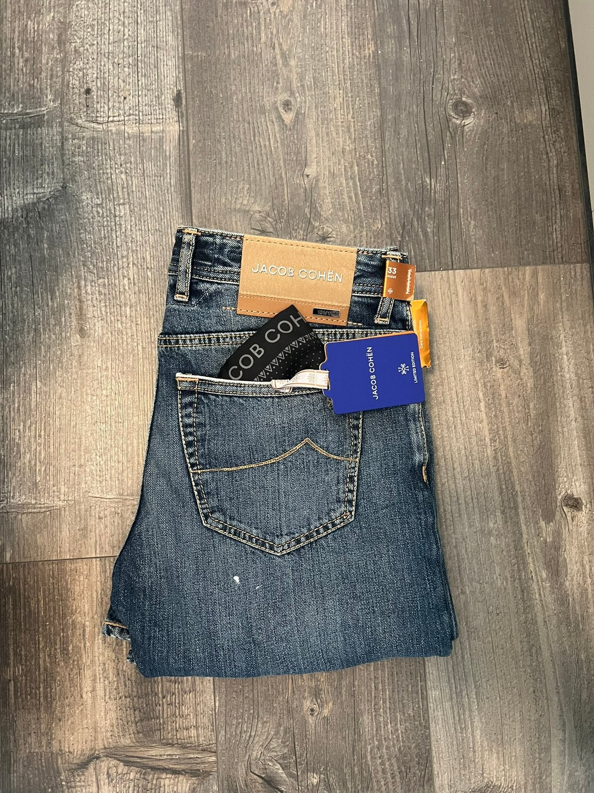 Jacob Cohën Jeans limited, Ophalen of Verzenden, Nieuw, Blauw, W33 - W34 (confectie 48/50)
