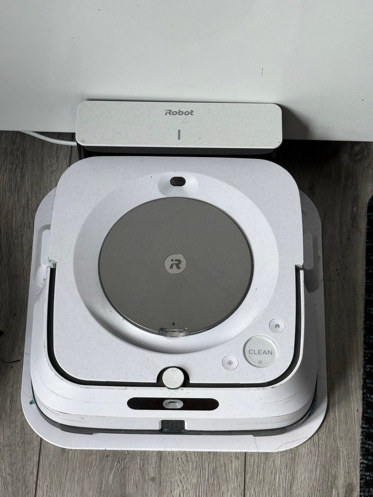 iRobot Braava Jet M6 Dweilrobot, Gebruikt, IRobot, Ophalen of Verzenden, Robotstofzuiger