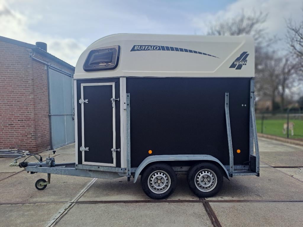 henra buffalo 1.5 paards trailer Bouwjaar 2005., Dieren en Toebehoren, Paarden en Pony's | Trailers en Aanhangwagens, Ophalen
