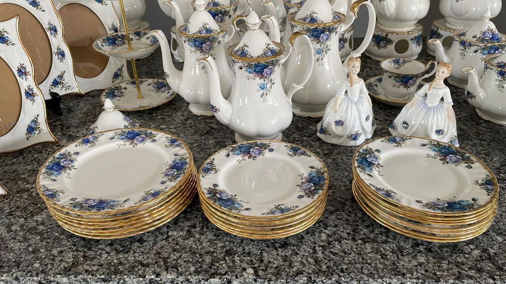 Te koop gevraagd!!!! allerlei ROYAL ALBERT, Antiek en Kunst, Antiek | Servies compleet, Ophalen