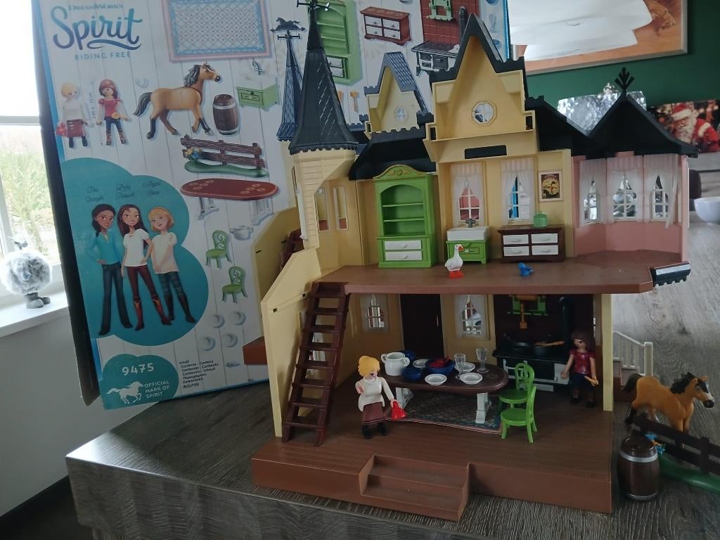 Playmobil Spirit 9475 – Lucky’s house, Kinderen en Baby's, Speelgoed | Playmobil, Ophalen, Zo goed als nieuw, Complete set