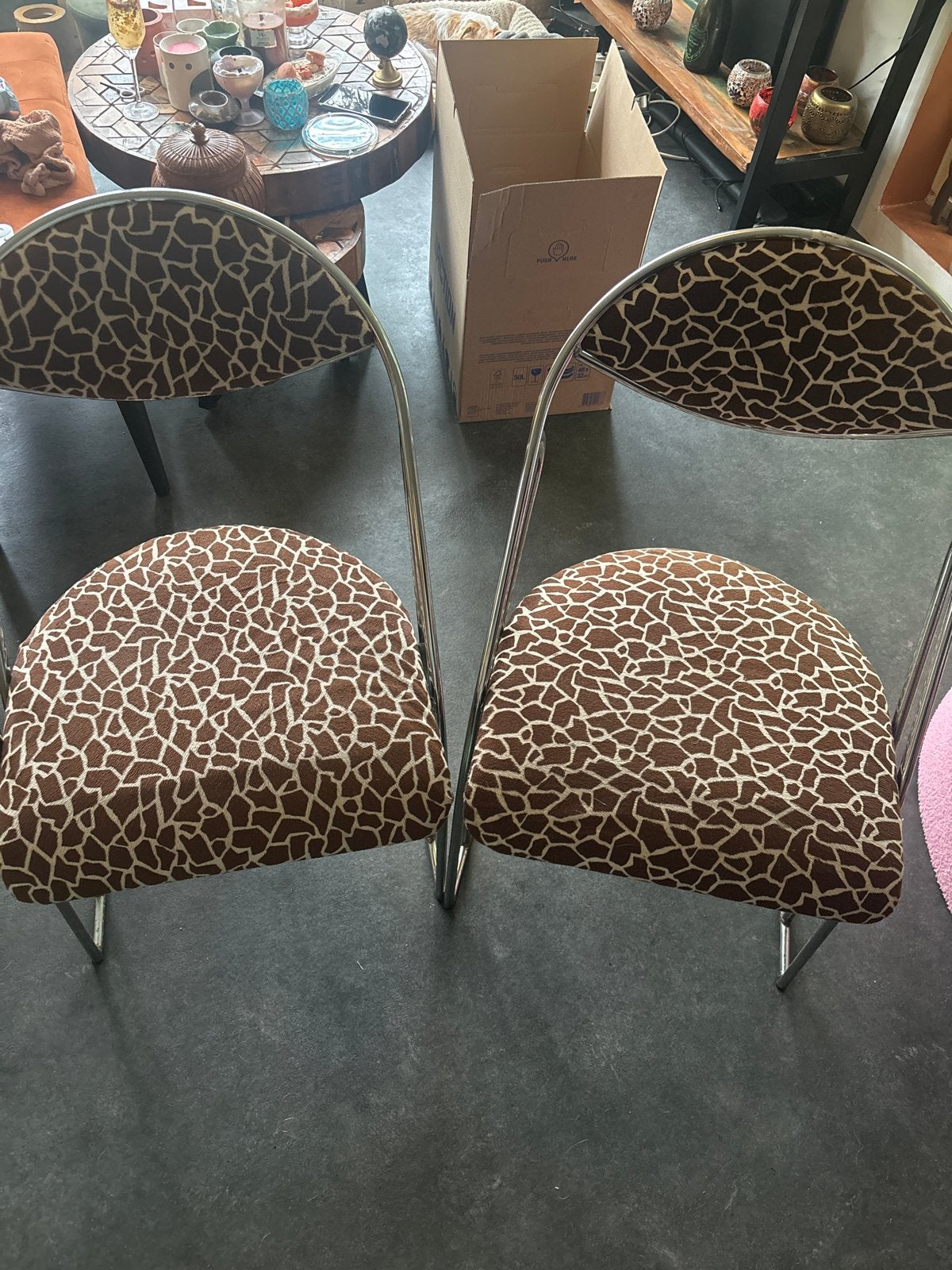 Set van 2 stoelen met giraffe print, Ophalen, Gebruikt, Twee, Bruin