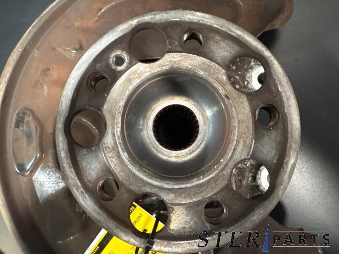 Fusee links-achter van een Mercedes C-Klasse, Gebruikt, -, Ophalen of Verzenden, -