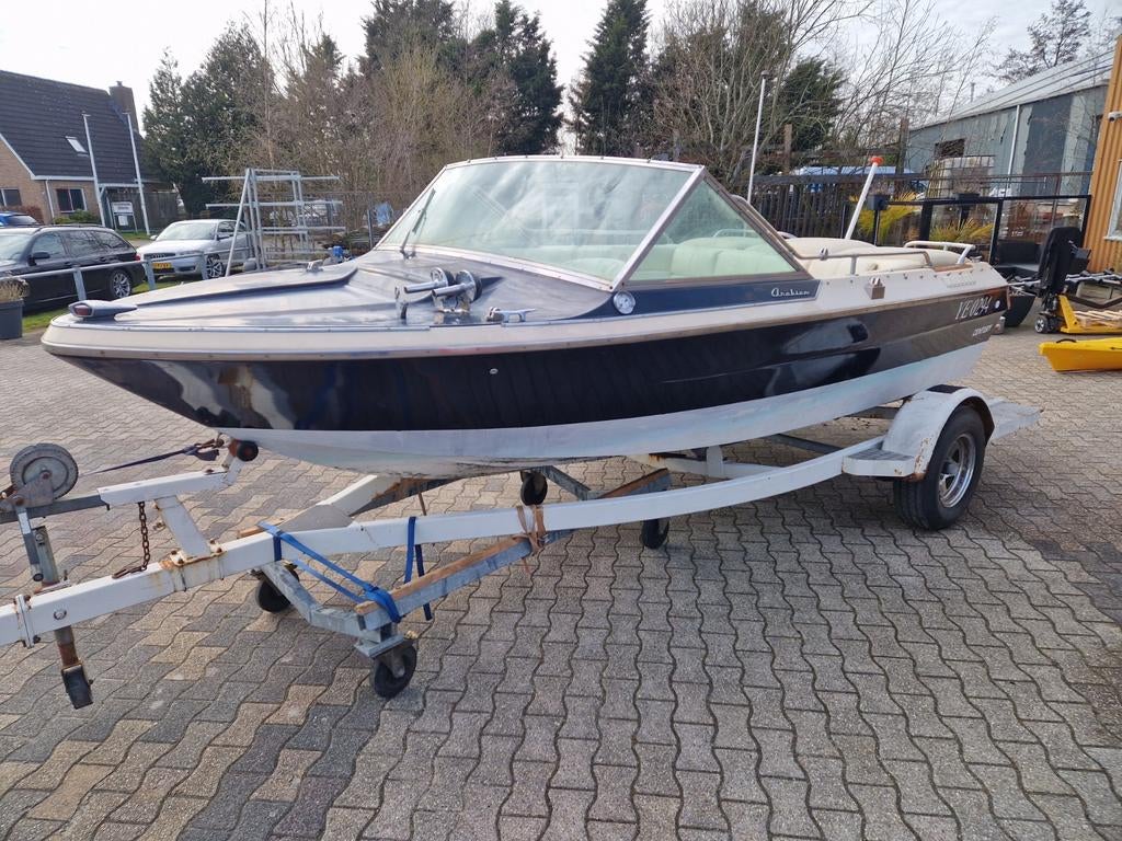 Century Arabian 1979 met 165 pk Mercruiser, Watersport en Boten, Ophalen, Gebruikt, Binnenboordmotor, USA