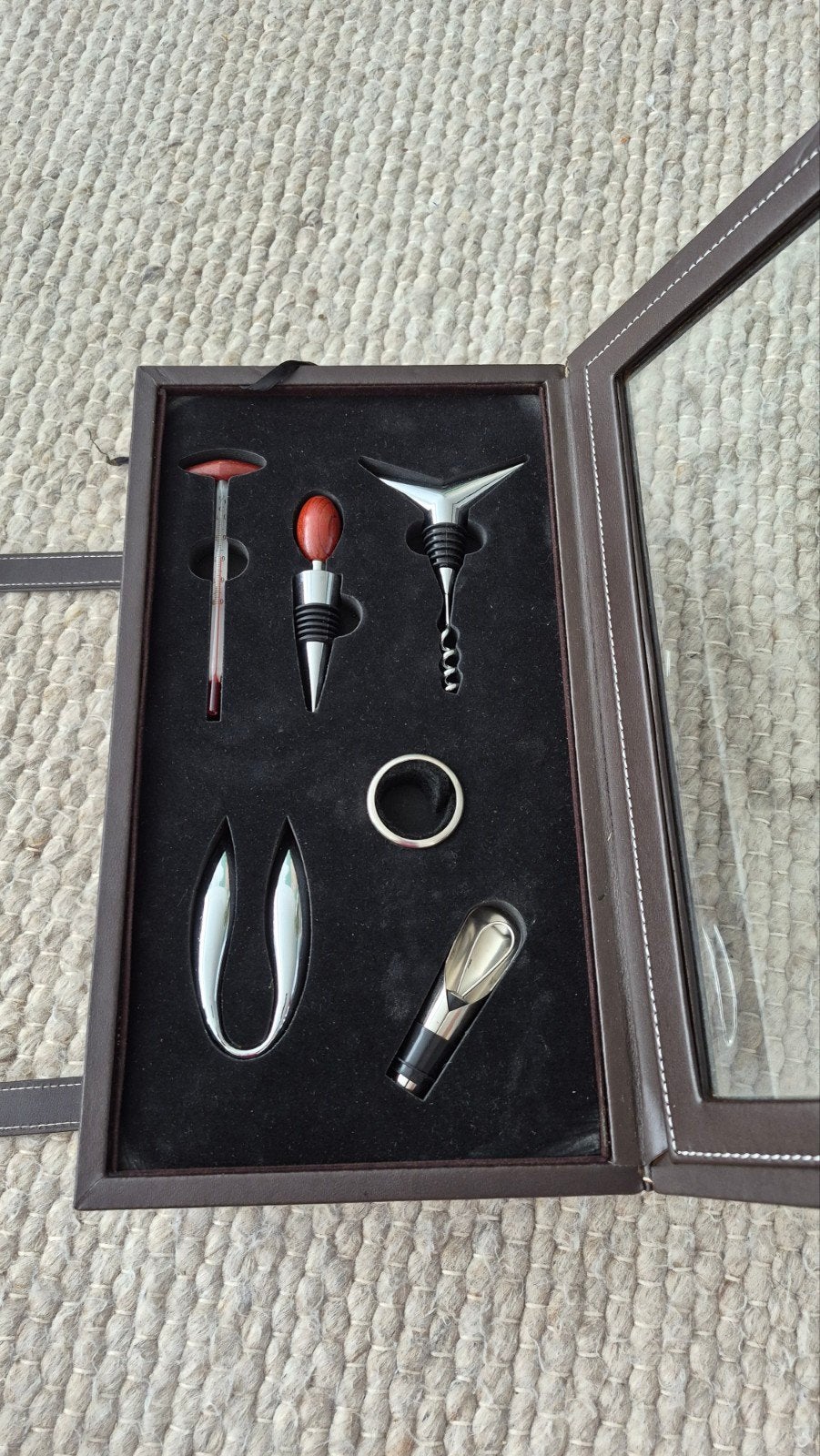 Wijnset met Climbing Merlot en accessoires, Overige gebieden, Ophalen of Verzenden, Zo goed als nieuw, Rode wijn