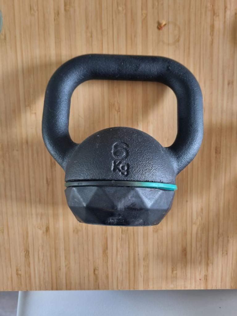 Kettlebell 6 kg - Ideaal voor krachttraining, Sport en Fitness, Ophalen, Gebruikt, Benen, Kettlebell